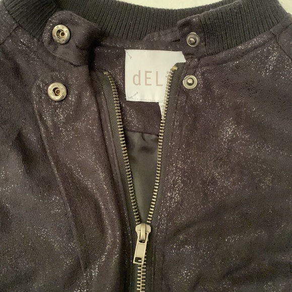 Cropped Black Jacket with Sparkles - Picture 5 of 11